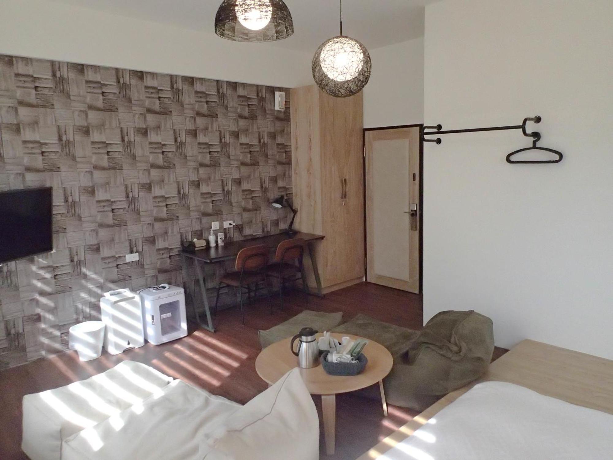 Meow G Cafe Hostel Hualien stad Rum bild