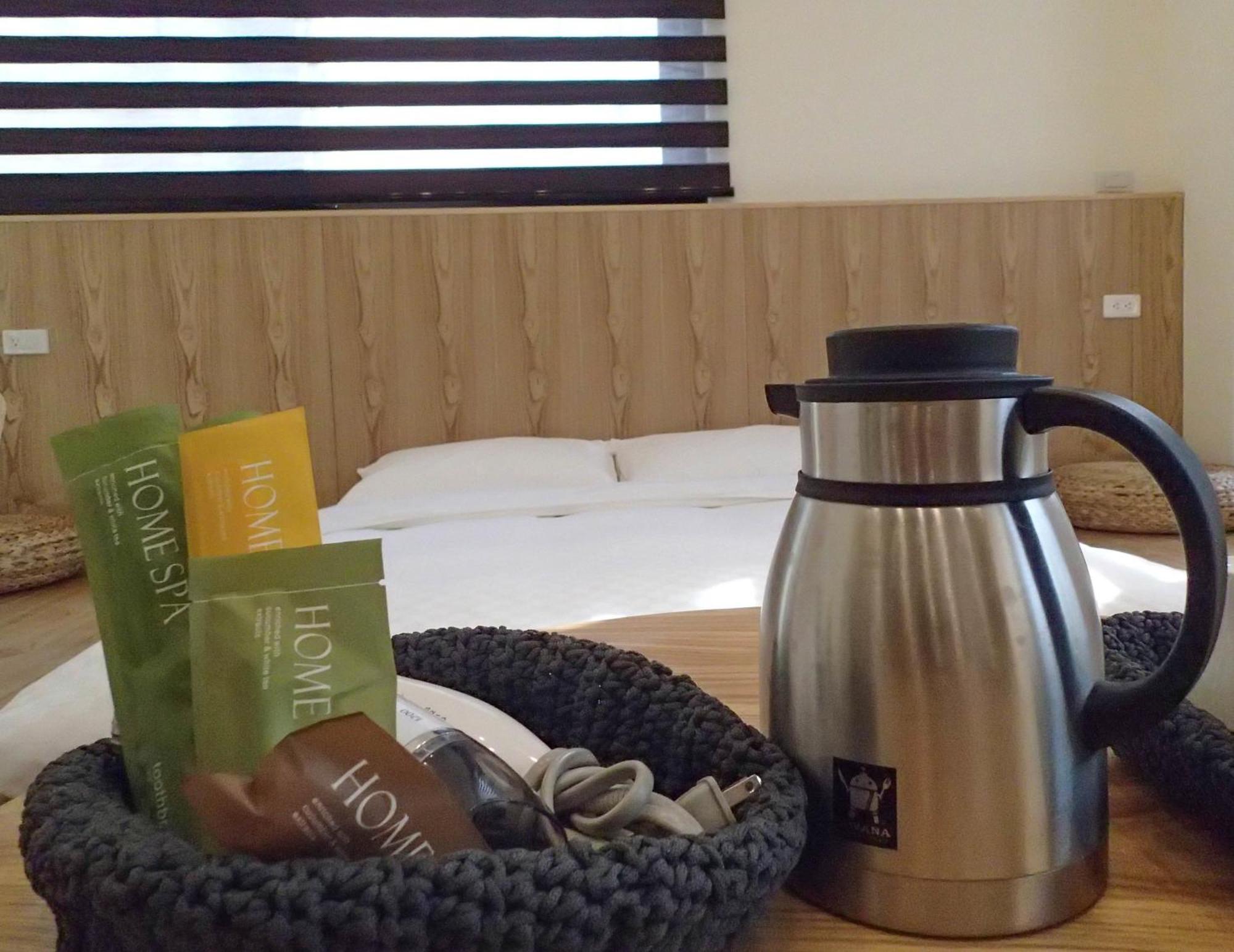 Meow G Cafe Hostel Hualien stad Rum bild